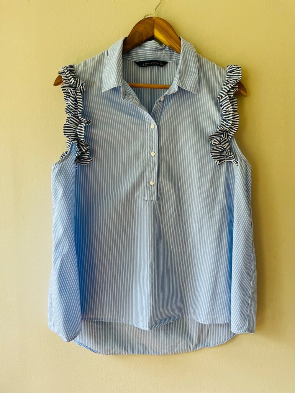 Zara Sz M Blue Sleeveless Tank Top With Ruffle Detail Button